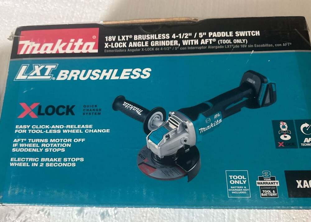 Makita XAG26Z 18V LXT Brushless Cordless 4-1/2" / 5" X-LOCK Angle Grinder with A